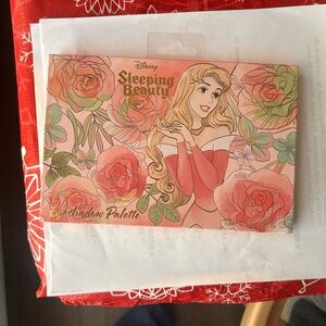 NIB Disney Sleeping Beauty Floral Eyeshadow Palette - Pink & Peach